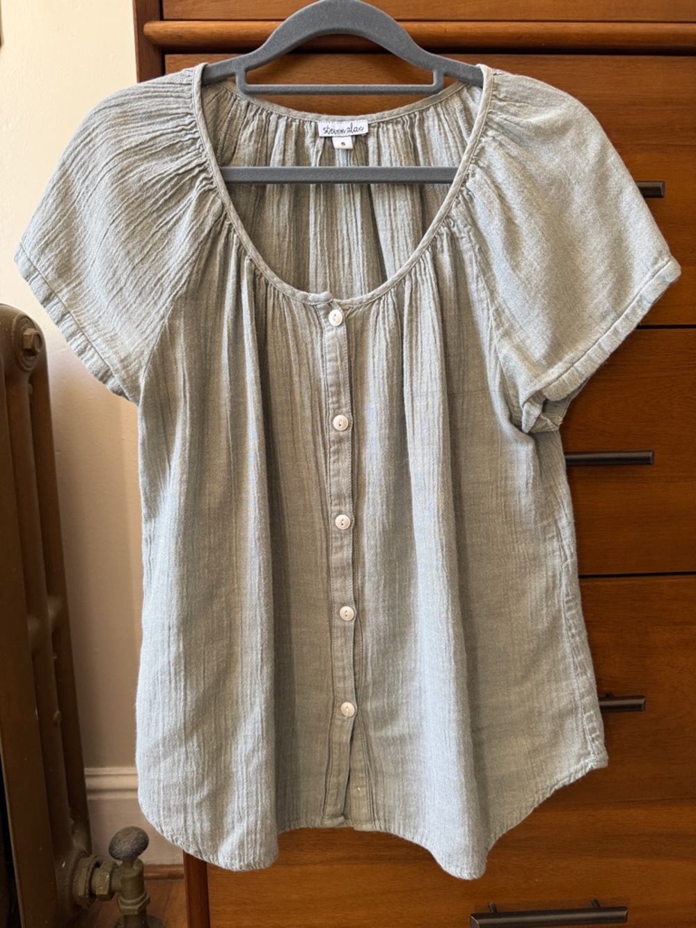 Steven Alan Light Sage Green Button-Front Gauzy Cotton Short Sleeve Top sz S